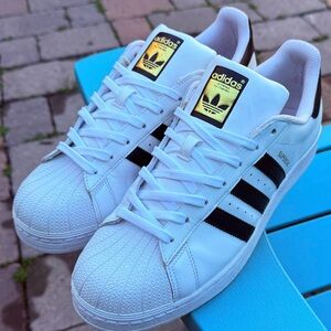 Mens Adidas Superstar Low Cloud White & Core Black Athletic Sneakers - Size 10.5